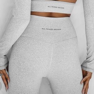 ALL THINGS GOLDEN ‘Sculpt’ Leggings